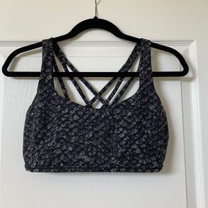 Lululemon Free to Be Wild sports bra
